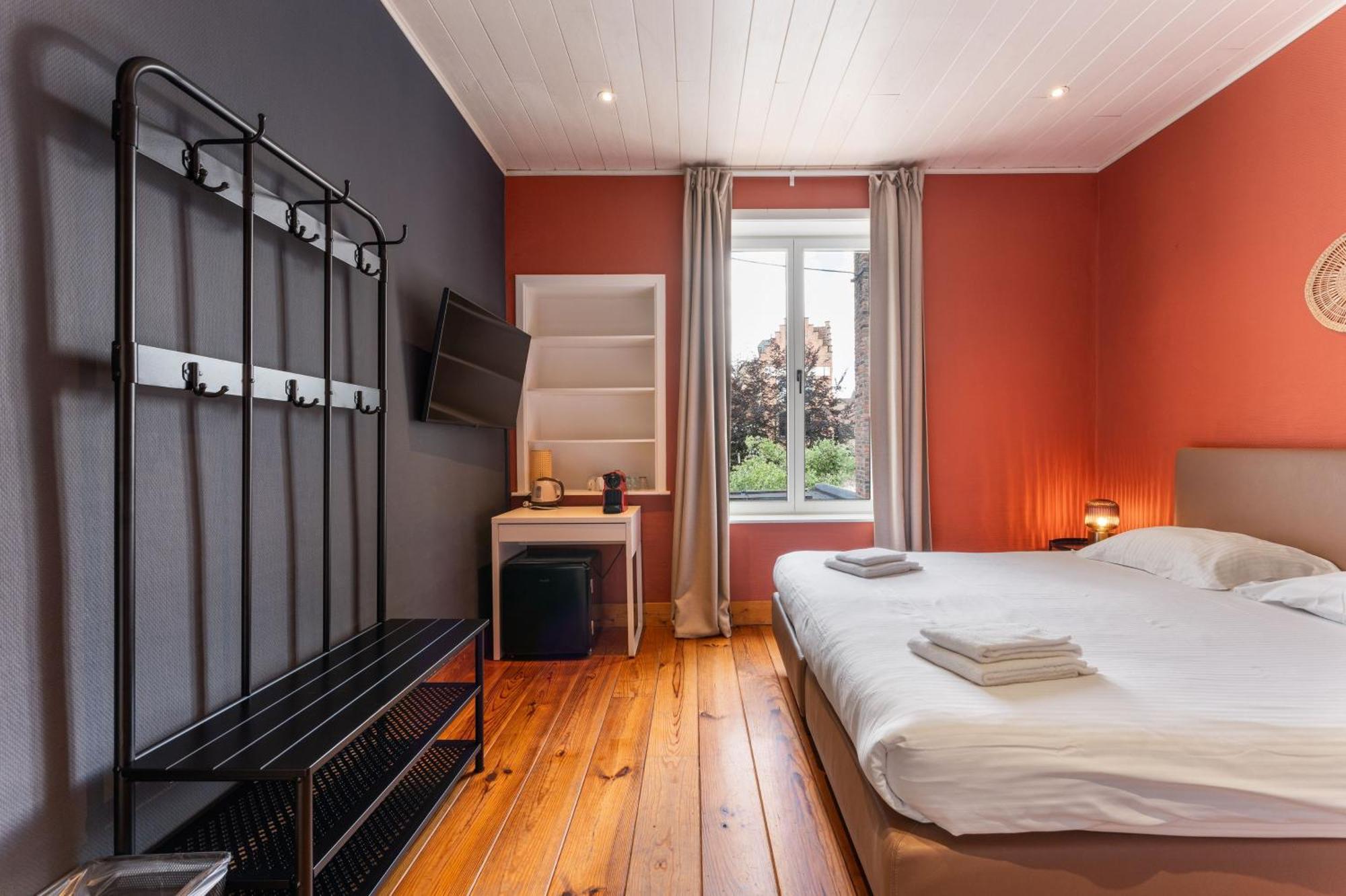 Lake Suites Frühstückspension 3*